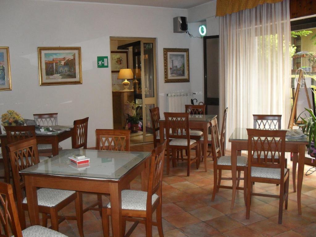 Albergo Ristorante Olimpia Abbadia San Salvator Exteriör bild